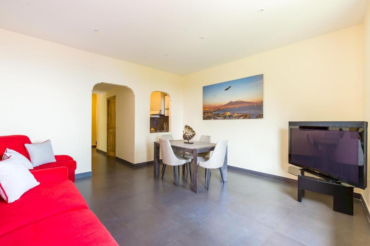 Villa Dolcevita With Parking By Napoliapartments Exterior foto