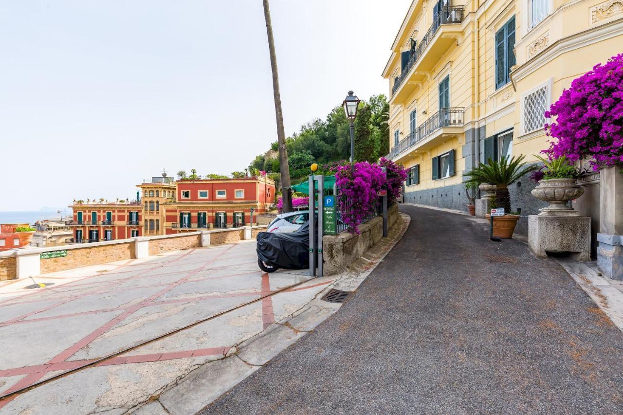 Villa Dolcevita With Parking By Napoliapartments Exterior foto